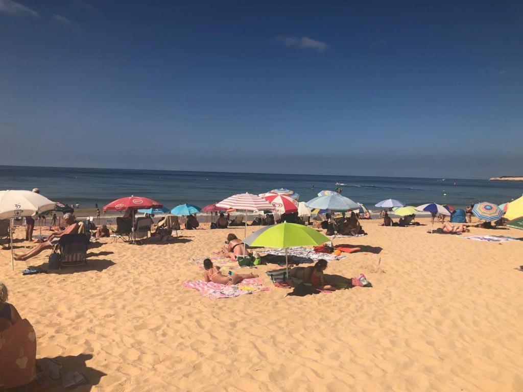 Luxury Two Br Pool View Beach Side Apartment At Algarve'S Longest Beach Armacao de Pera Bagian luar foto