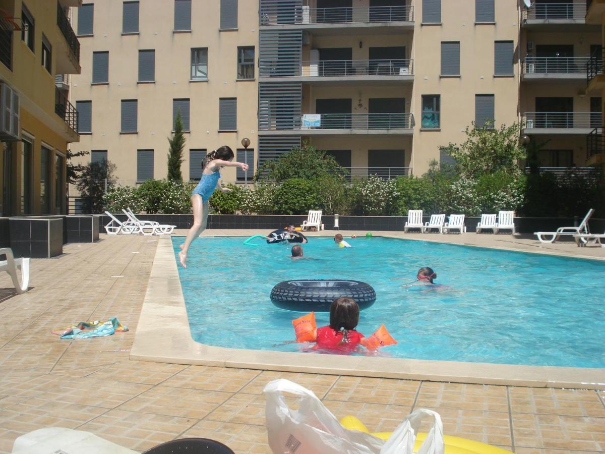 Luxury Two Br Pool View Beach Side Apartment At Algarve'S Longest Beach Armacao de Pera Bagian luar foto